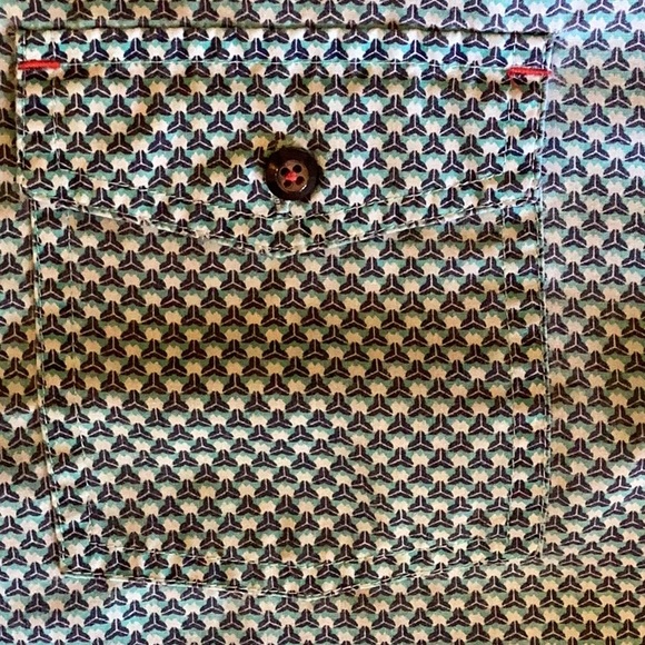 2/$20 Tranquility Mayhem cottonpoly blend young men’s turquoise print but… - Picture 3 of 12